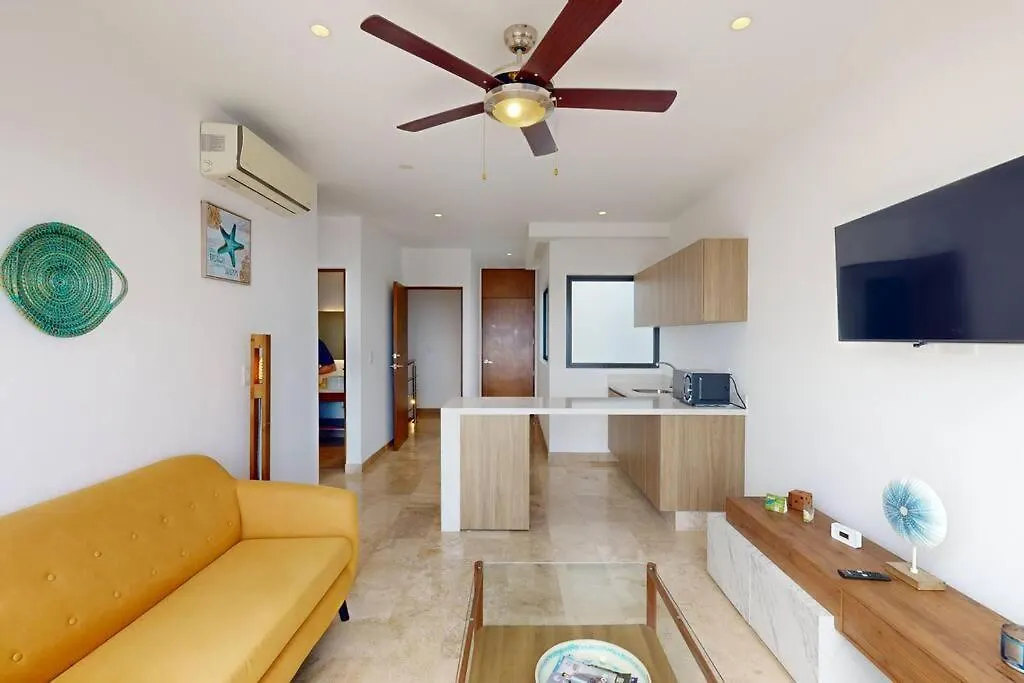 Ipana 515 1Bdr Penthouse Private Hot Tub Apartment Playa del Carmen